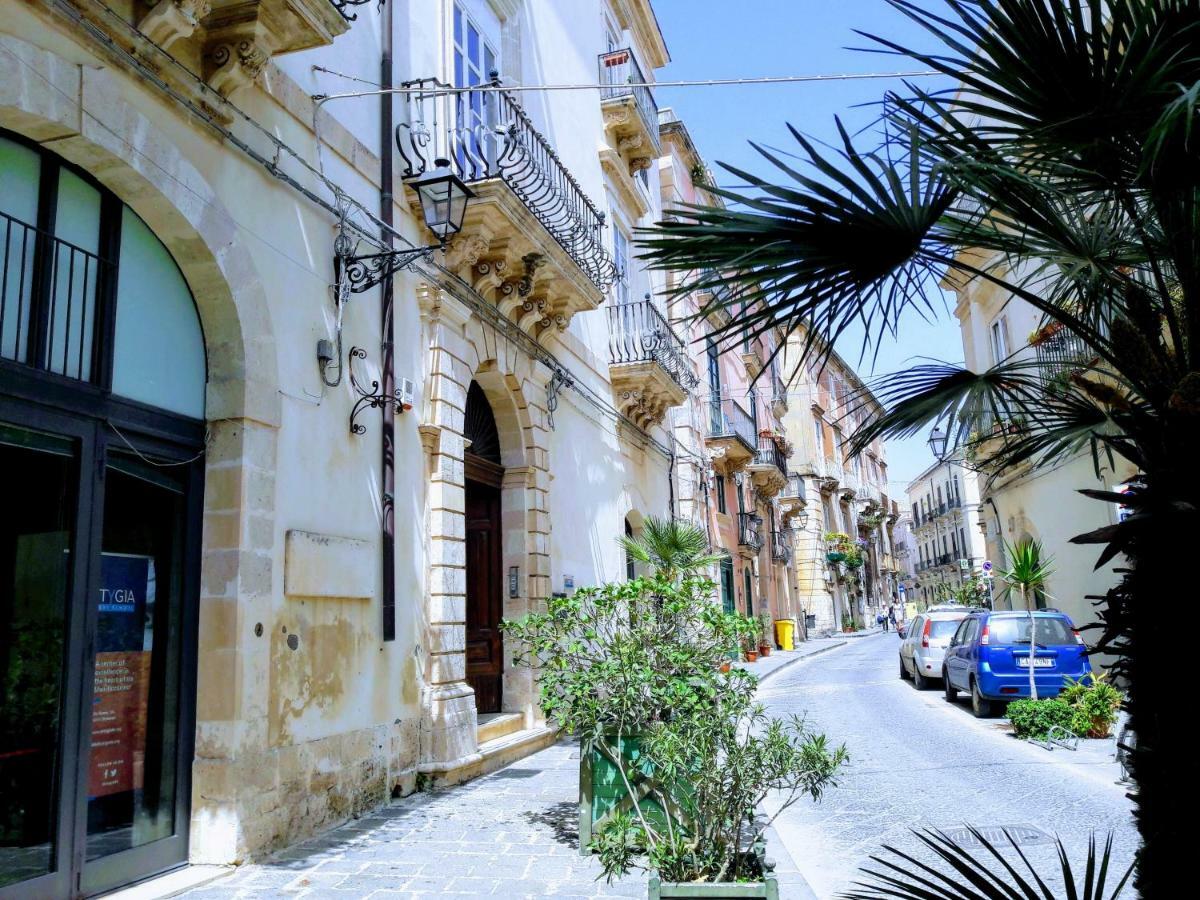 Incantevole Appartamento In Palazzo Storico Ortigia Syracuse Exterior foto