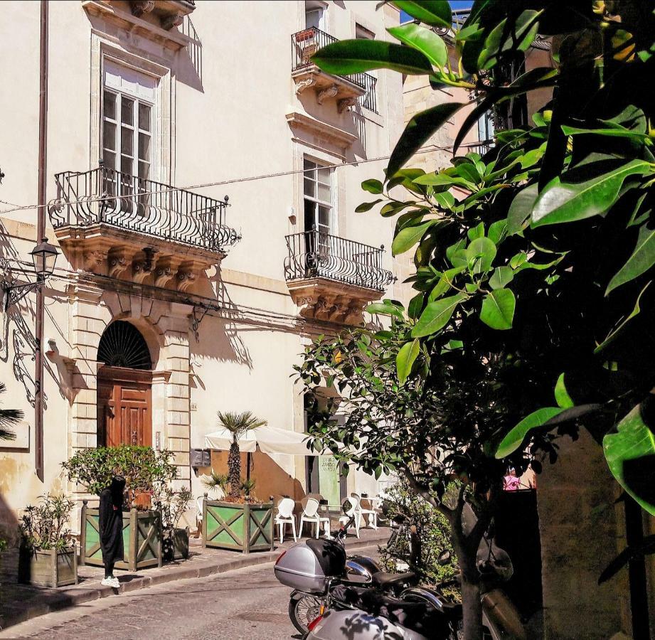Incantevole Appartamento In Palazzo Storico Ortigia Syracuse Exterior foto